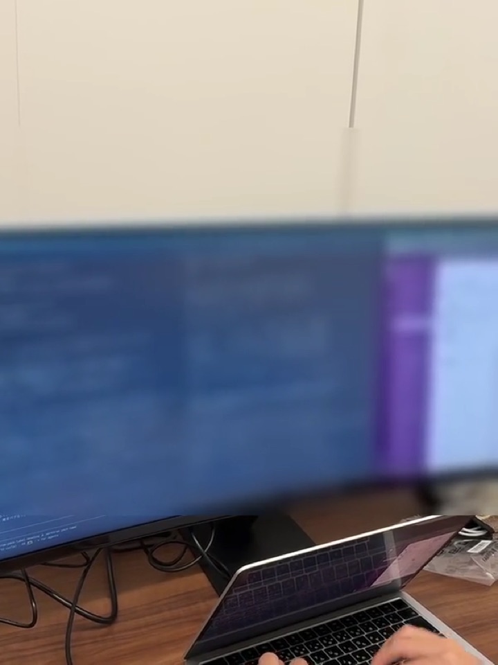 オフィス 業務風景
