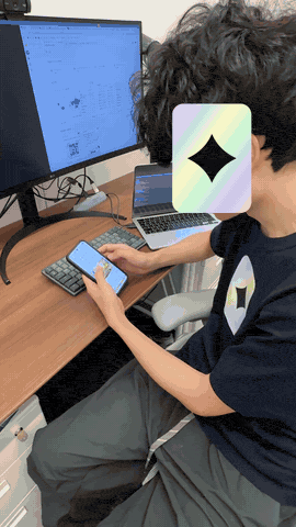 編集部が実際にオリパアプリを購入・検証している様子