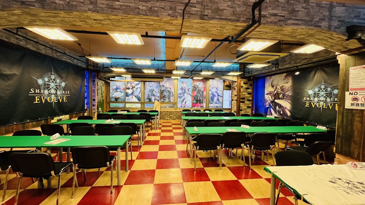 CARD WINGS 秋葉原駅前店 店舗写真（Google マップより）