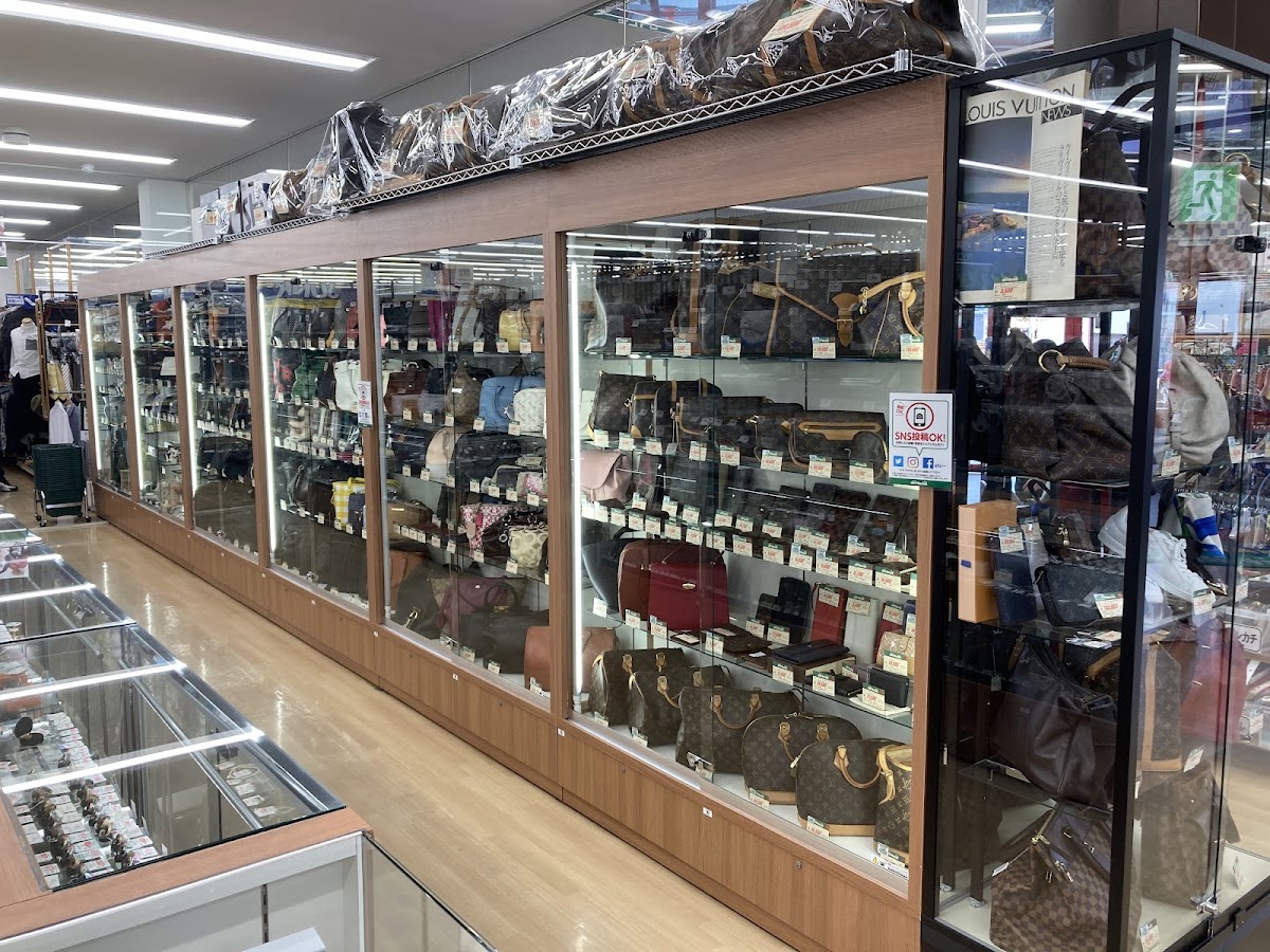 ホビーオフ 新金岡店 店舗写真（Google マップより）